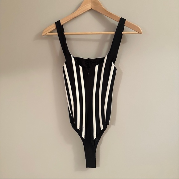 NWT Revolve Misha Kyanni Bodysuit in Black & Ivory | size AU 8 / US 4 / S - Picture 8 of 12
